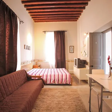לרנקה St. Lazaros Studios חדר תמונה